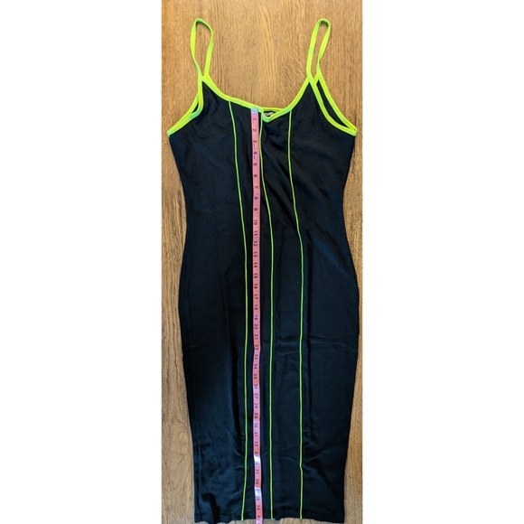 Missguided Black Contrast Midaxi Dress - Picture 6 of 10